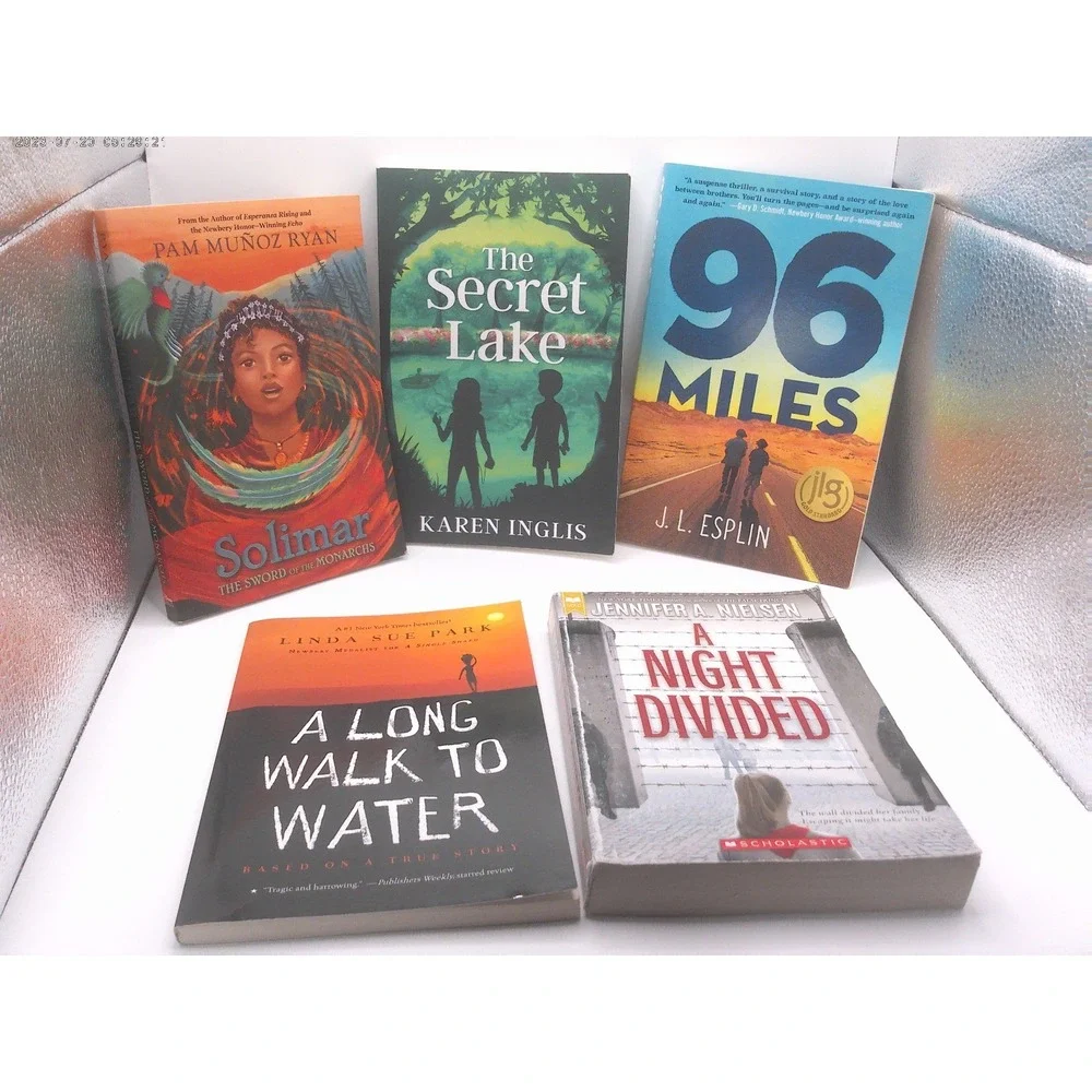 LOT OF 5 PAPERBACK BOOKS FOR READERS FROM 6-9TH GRADE